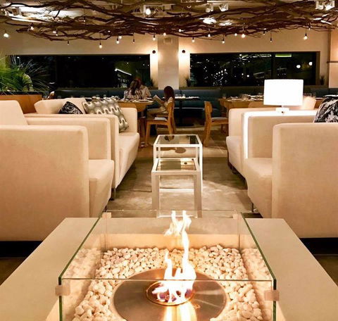 Blue Lake Tandoori Espress - Foster Accommodation 8