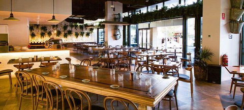 Haris Curry House - Foster Accommodation 2