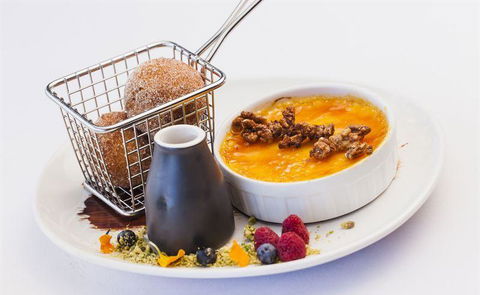 L' Aqua Restaurant - Foster Accommodation 0