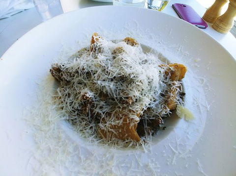 Amano Restaurant - Foster Accommodation 0