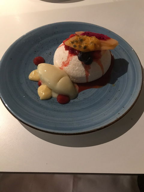Amano Restaurant - Foster Accommodation 3