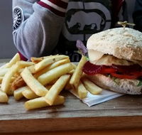 Belle Vue Cafe - Foster Accommodation