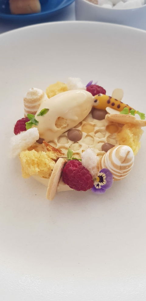 C Restaurant - Foster Accommodation 25