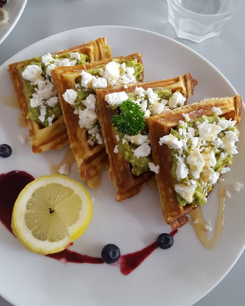Waffle On Cairns - Foster Accommodation 5