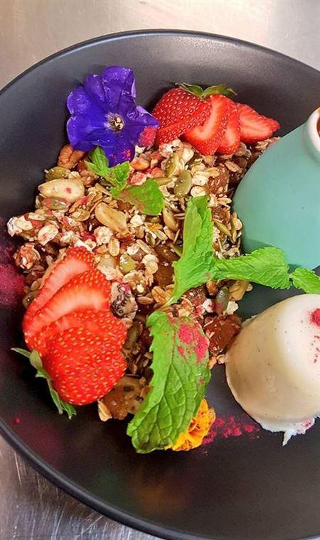 Alchemy Cafe & Eatery - Foster Accommodation 4