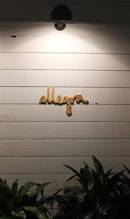 Allegra Dining - Foster Accommodation 9