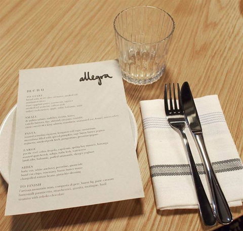 Allegra Dining - Foster Accommodation 4