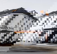 Clarendon Arms Hotel - Foster Accommodation