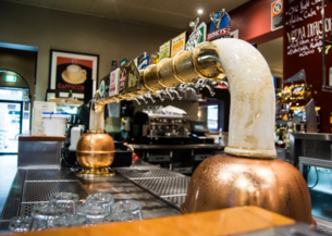 White Bull Hotel Armidale - Foster Accommodation 1