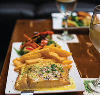 Dollys Bar  The Hibiscus Tavern - Foster Accommodation