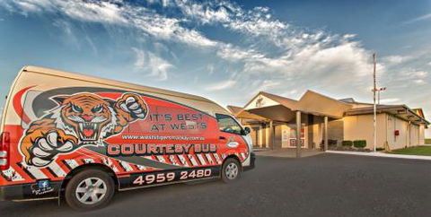 Western Suburbs Rugby Leagues Club Mackay - Foster Accommodation 0