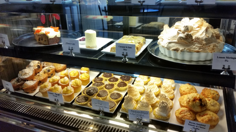 Amaki Cafe - Foster Accommodation 4