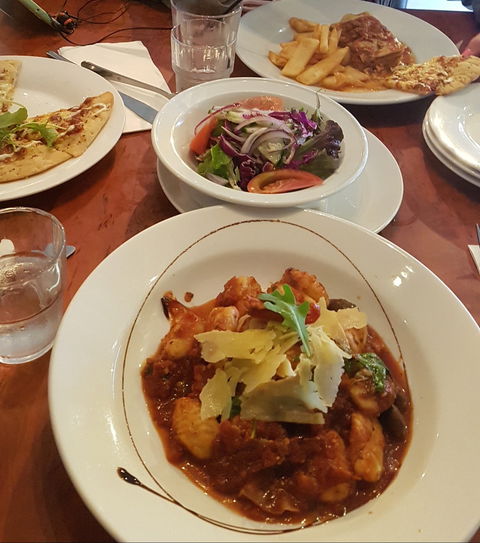Domenico’s On Kings–Italian Restaurant - Foster Accommodation 1