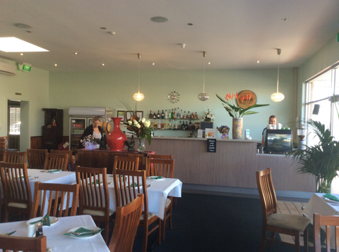Emerald Chinese Restaurant - Foster Accommodation 1