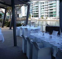 Artichoke Restaurant - Foster Accommodation