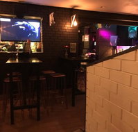 Ravens Lounge Bar - Foster Accommodation