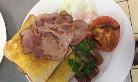 Albion Hotel - Foster Accommodation 5