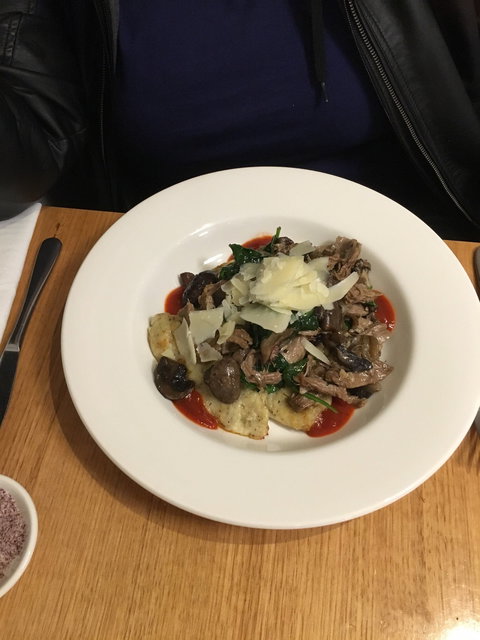 Stockmans Restaurant - Foster Accommodation 4