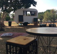 The Black Russian Caravan Bar - Foster Accommodation