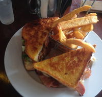 Three C's Cafe - Foster Accommodation