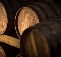 Hellyers Road Distillery - Foster Accommodation