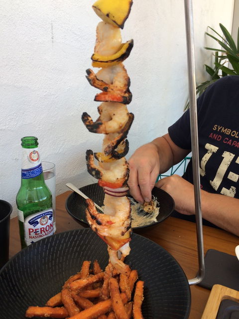 Cabana Pool Bar & BBQ - Foster Accommodation 3