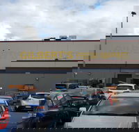 Gilbert's Fresh Market - Foster Accommodation