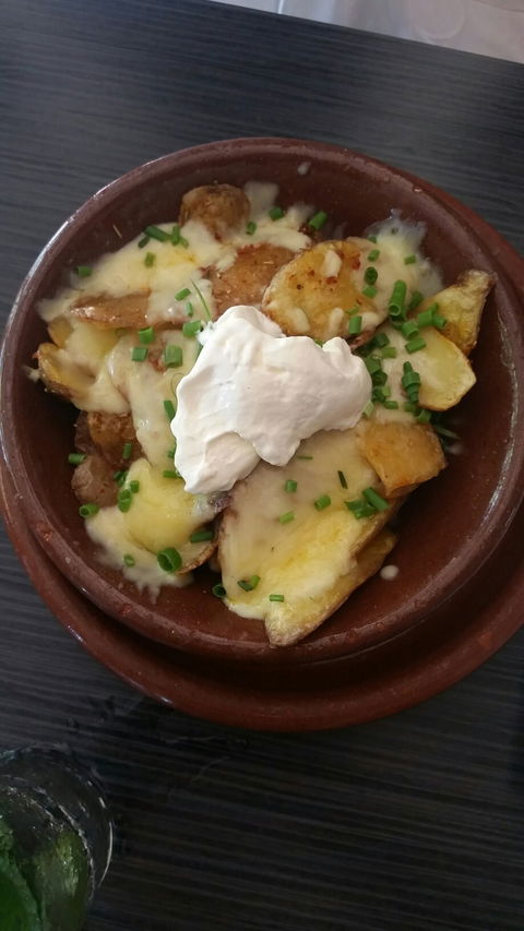 RiverBrook Restaurant & Cafe` - Foster Accommodation 4