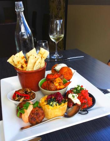 RiverBrook Restaurant & Cafe` - Foster Accommodation 0