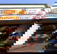 Tippy's Pizza - Foster Accommodation