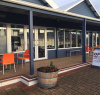DeckChair Cafe - Foster Accommodation