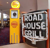 The Roadhouse Grill - Foster Accommodation