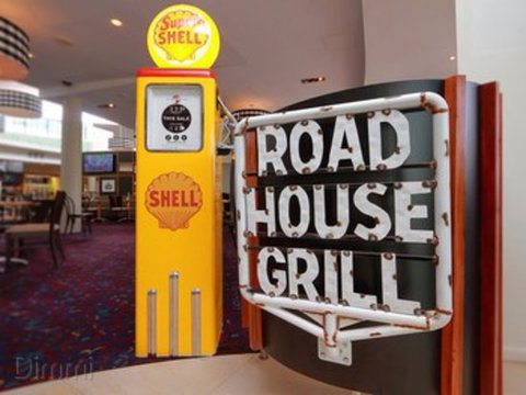 The Roadhouse Grill - Foster Accommodation 0