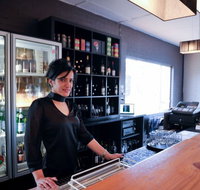 Upstairs Restaurant - Foster Accommodation