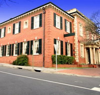 Feathers Terrace - Foster Accommodation