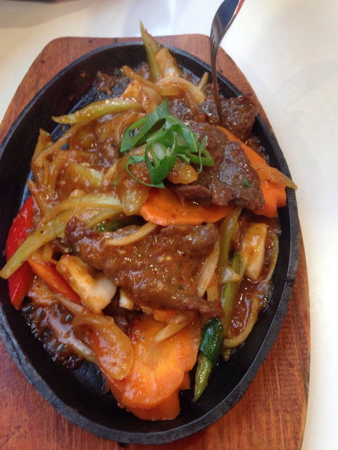 Red Chilli Asian Food Bar - Foster Accommodation 6