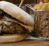 Doncho's Cafe - Foster Accommodation