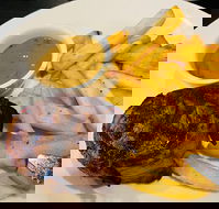 Graziers Steakhouse - Foster Accommodation