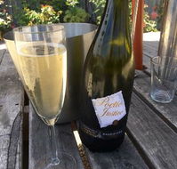 Barristers Block Cellar Door - Foster Accommodation