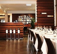 Black Hide Steakhouse - Foster Accommodation