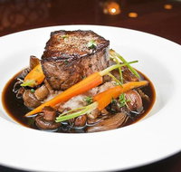 The Walnut Restaurant - Foster Accommodation