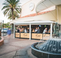 Mano's Restaurant - Foster Accommodation