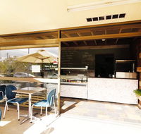 La Petite Fete - Foster Accommodation