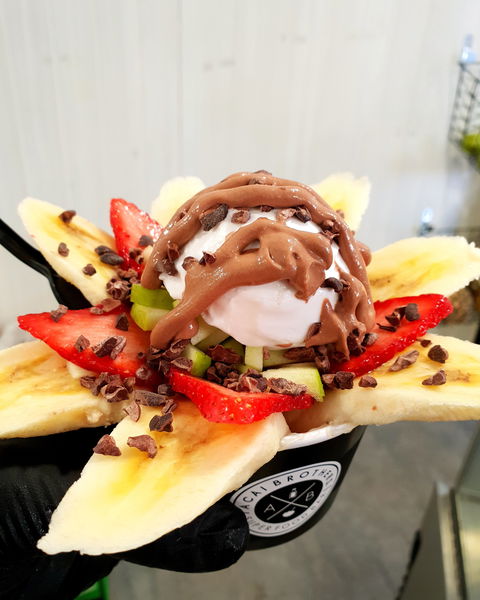 Acai Brothers Noosa Heads - Foster Accommodation 3