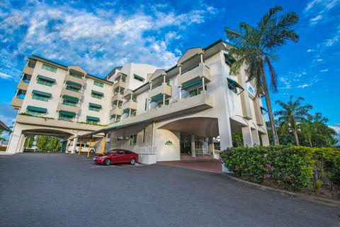 Palms Restaurant - Foster Accommodation 0