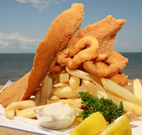 Seafood Lovers Cafe - Foster Accommodation
