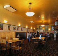 Carrollee Hotel - Foster Accommodation