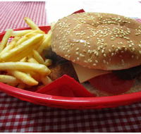 Mel's Diner  takeaway - Foster Accommodation