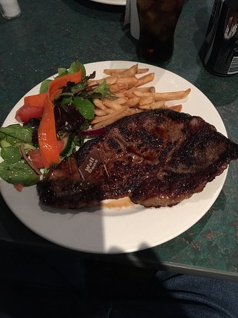 RSL Club - Foster Accommodation 0