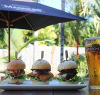 The Garage Bar  Grill - Foster Accommodation